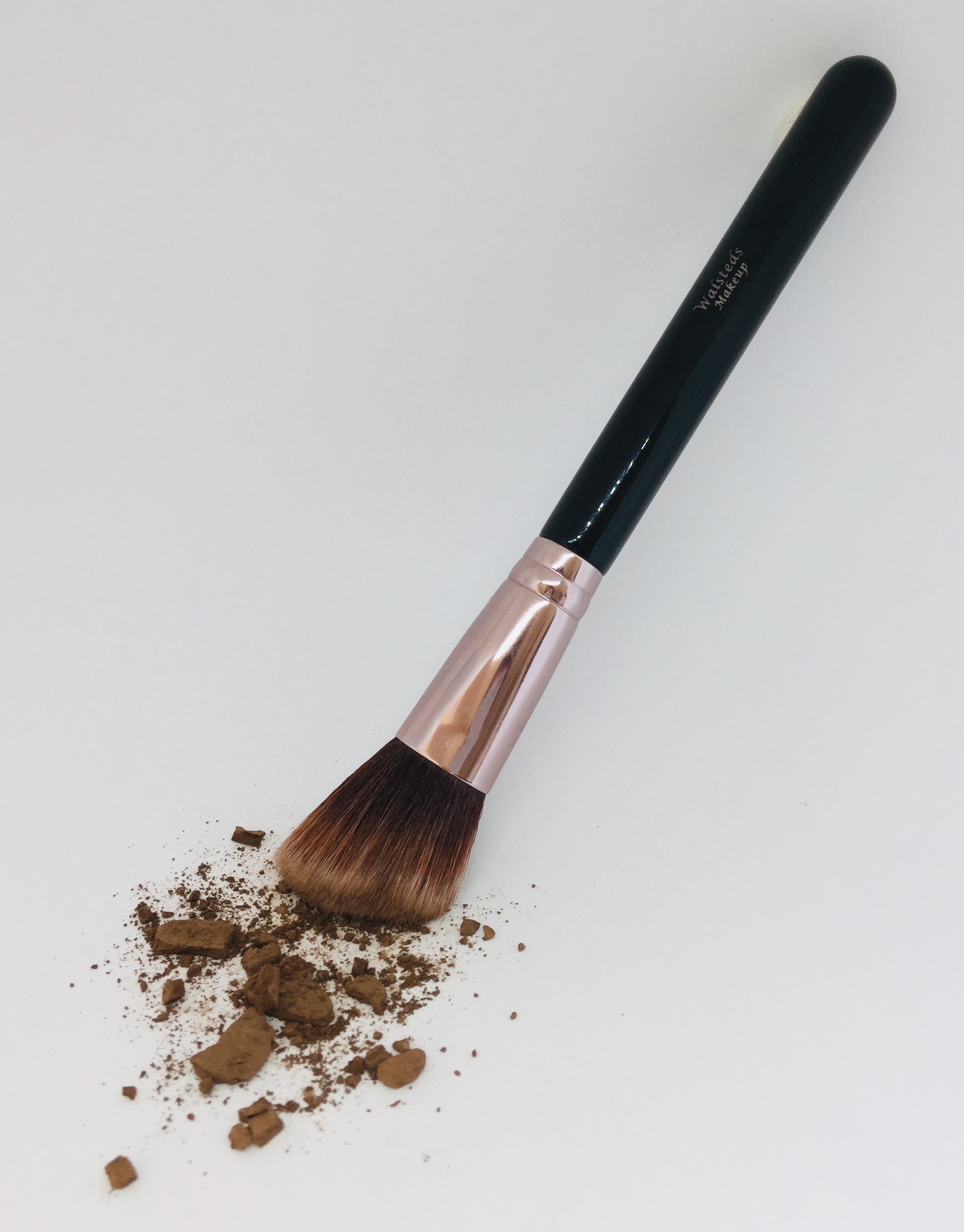 Walsteds Makeup Bronzer brush Walsteds Makeup & Styling